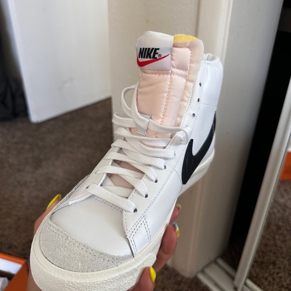 Nike Mid-Blazer ‘77 Women’s Size 7.5 - Picture 3 of 6